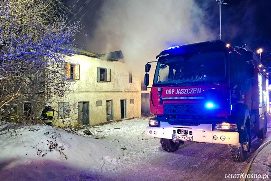 Pożar budynku w Jaszczwi