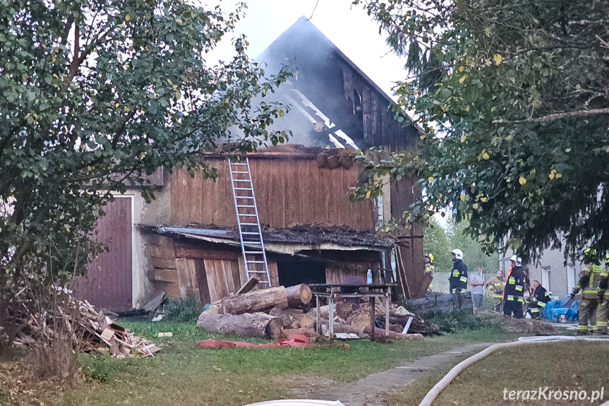 Pożar budynku w Łękach Dukielskich