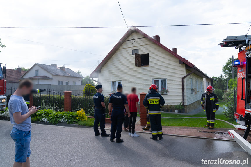 Pożar domu przy Prusa w Krośnie