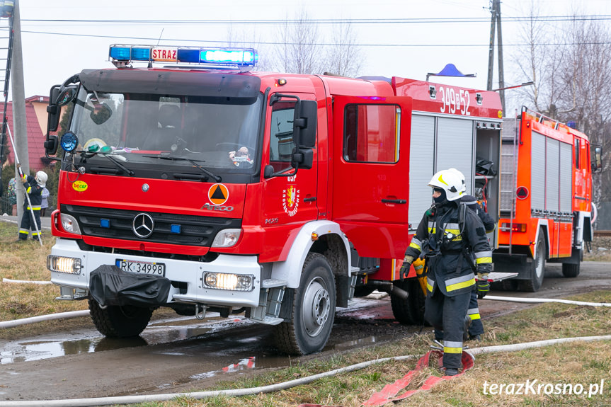 Pożar domu przy ul. Klonowej w Krośnie