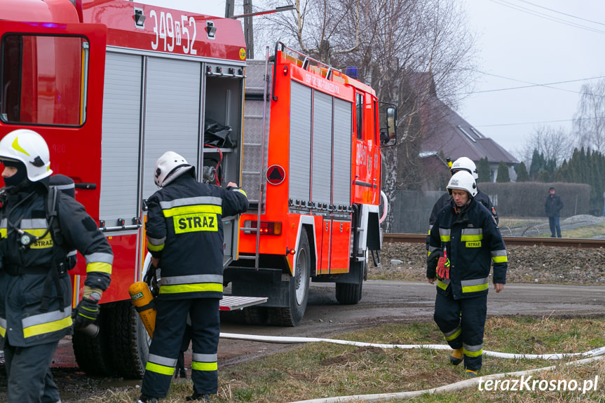 Pożar domu przy ul. Klonowej w Krośnie