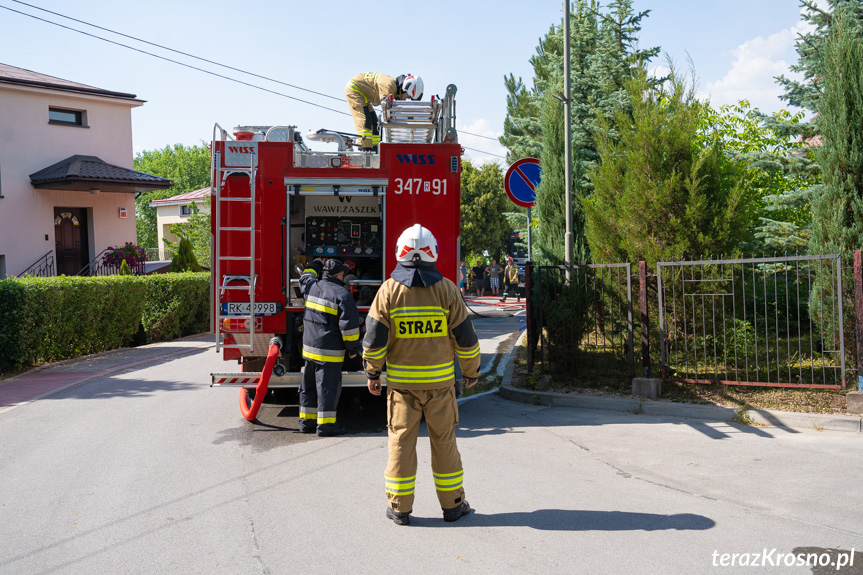 Pożar garażu w Krośnie