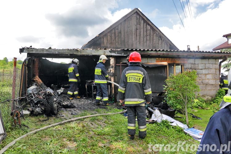 Pożar garażu w Rymanowie