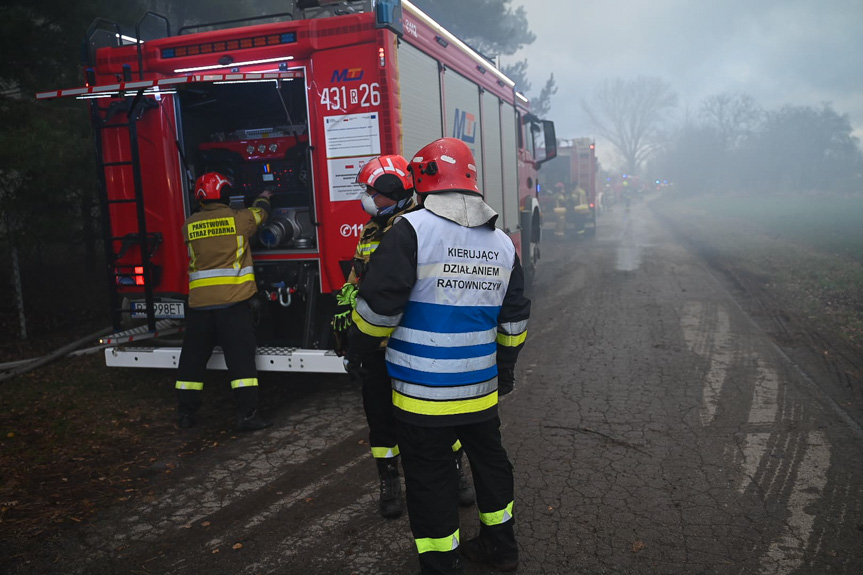 Pożar hali poprodukcyjnej Pełkiniach