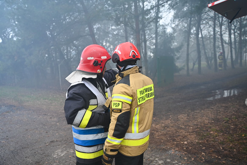 Pożar hali poprodukcyjnej Pełkiniach