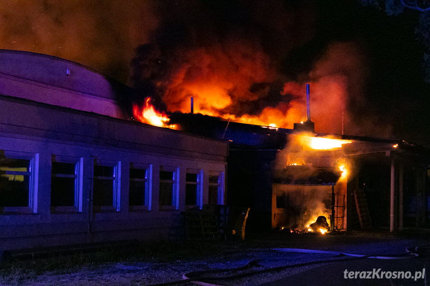 Pożar hali w Krośnie