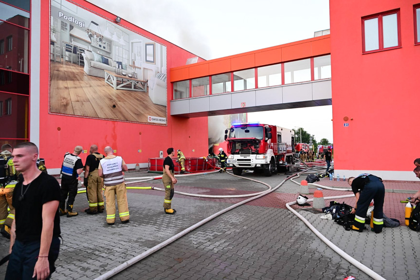 Pożar Merkury Market - okiem strażaków