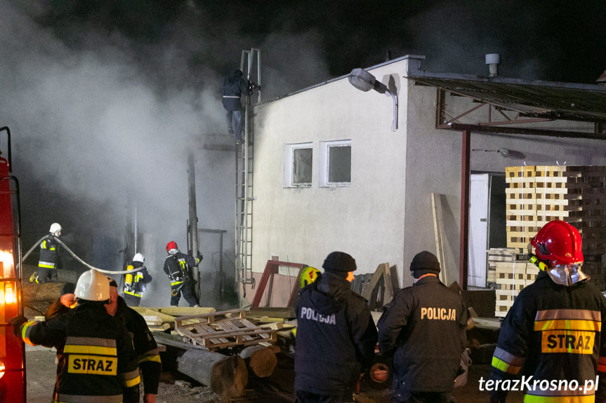 Pożar na terenie tartaku w Łękach Dukielskich