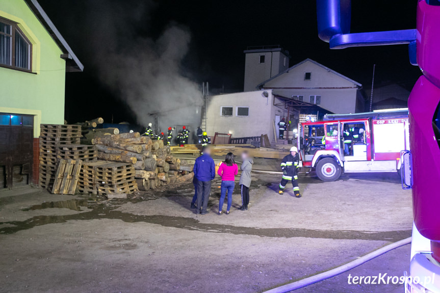 Pożar na terenie tartaku w Łękach Dukielskich