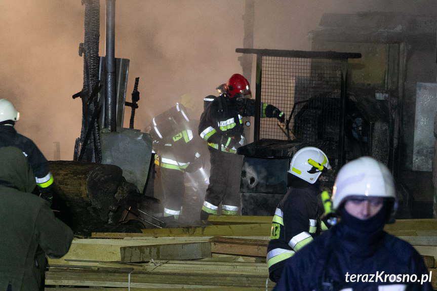 Pożar na terenie tartaku w Łękach Dukielskich