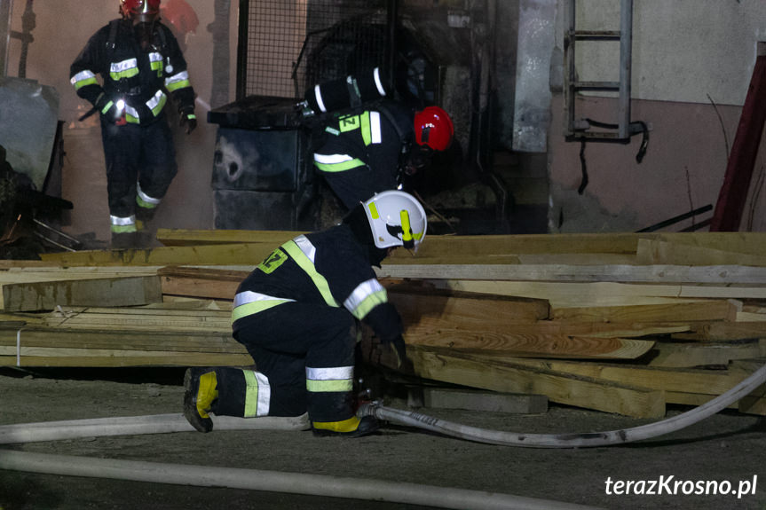 Pożar na terenie tartaku w Łękach Dukielskich