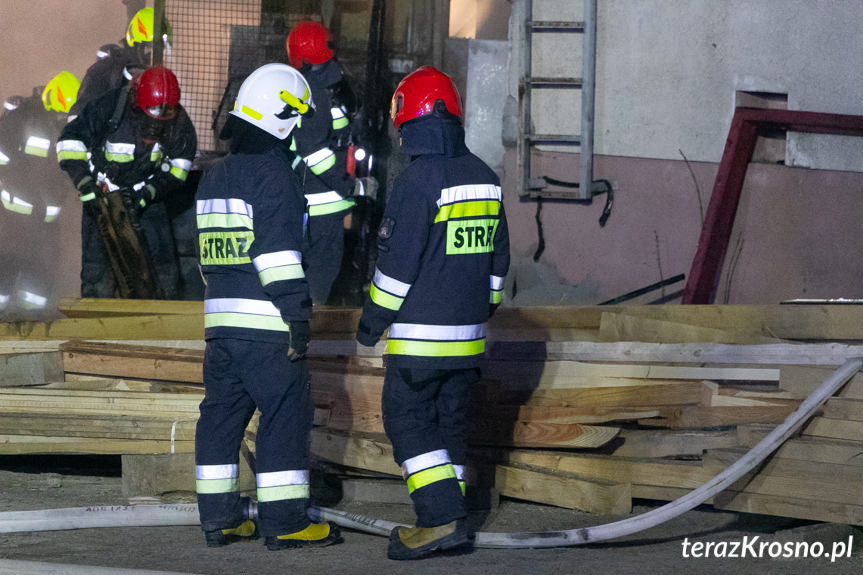 Pożar na terenie tartaku w Łękach Dukielskich