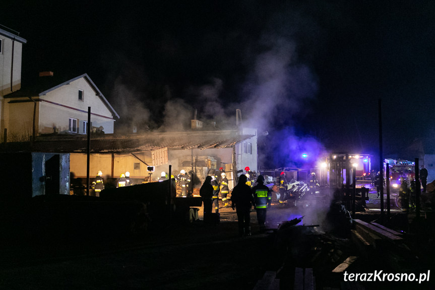 Pożar na terenie tartaku w Łękach Dukielskich