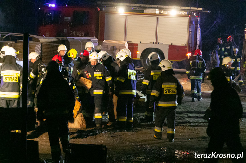 Pożar na terenie tartaku w Łękach Dukielskich