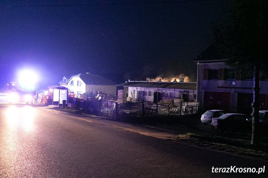 Pożar na terenie tartaku w Łękach Dukielskich