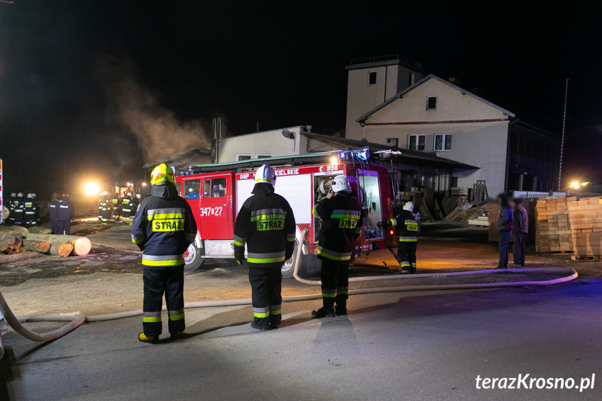 Pożar na terenie tartaku w Łękach Dukielskich