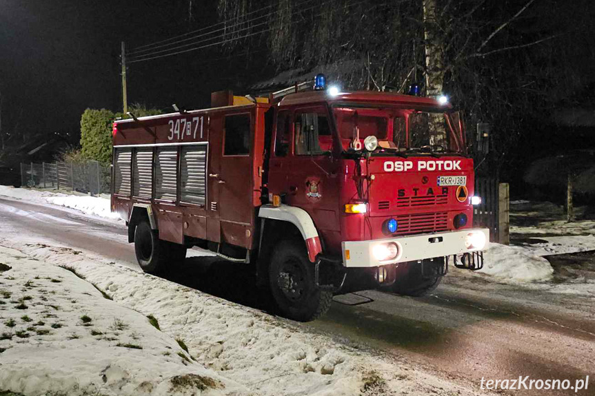 Pożar poddasza budynku w Potoku