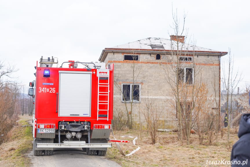 Pożar pustostanu w Jaszczwi