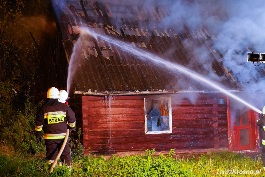 Pożar pustostanu w Poraju