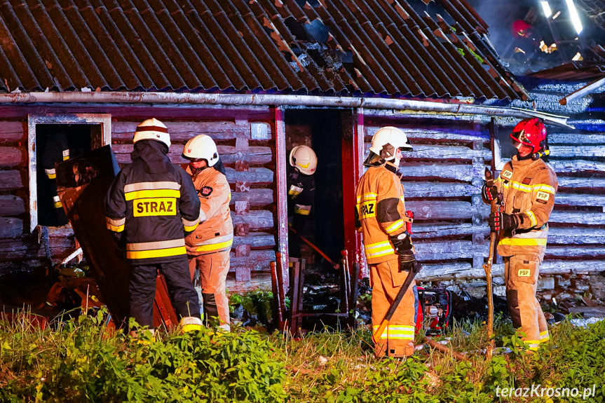 Pożar pustostanu w Poraju