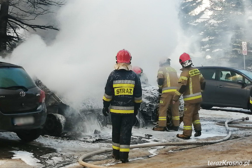 Pożar samochodów w Krośnie