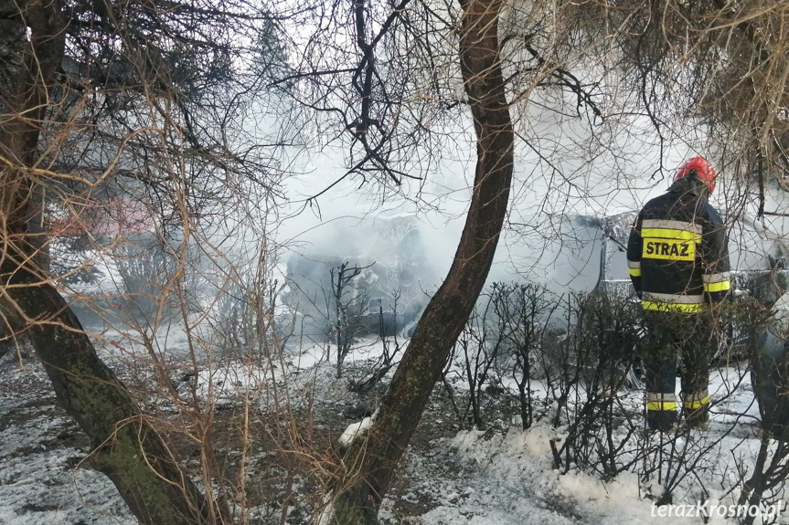 Pożar samochodów w Krośnie