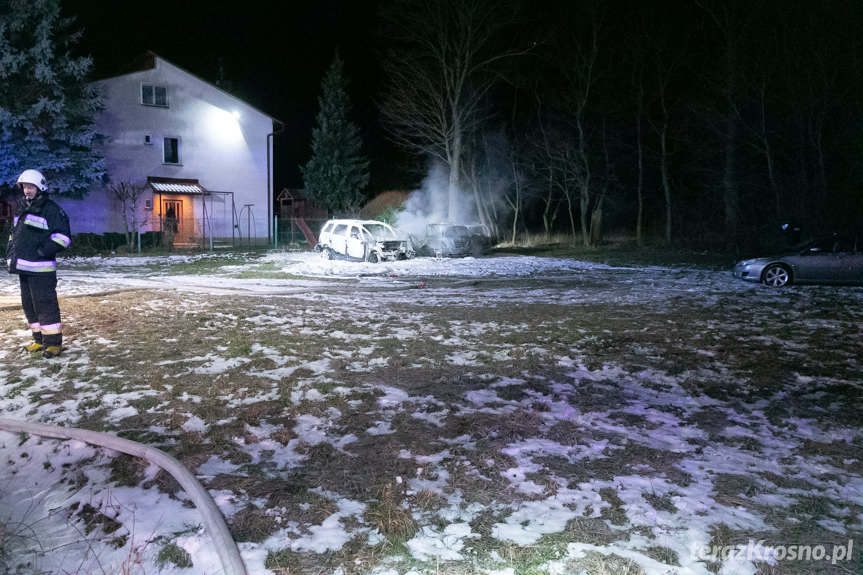 Pożar samochodów w Nadolu