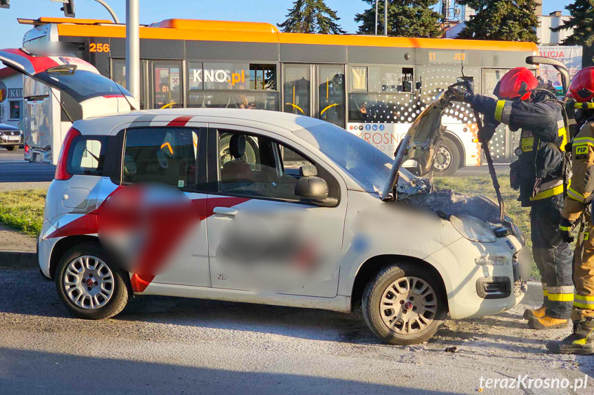 Pożar samochodu na Czajkowskiego