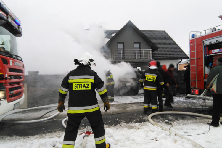 Pożar samochodu w Iwoniczu