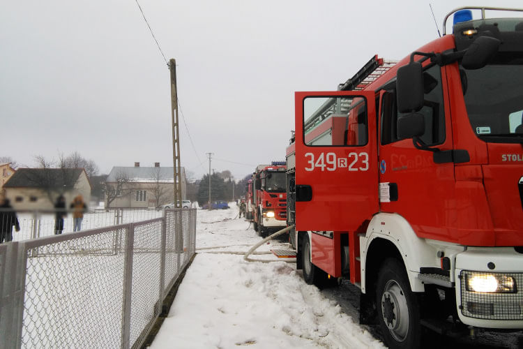 Pożar samochodu w Iwoniczu