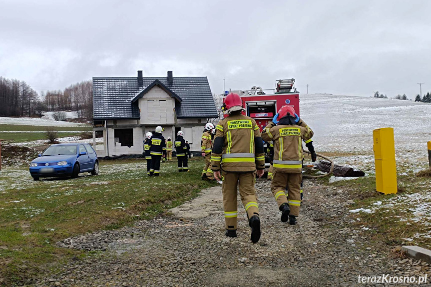 Pożar samochodu w Klimkówce