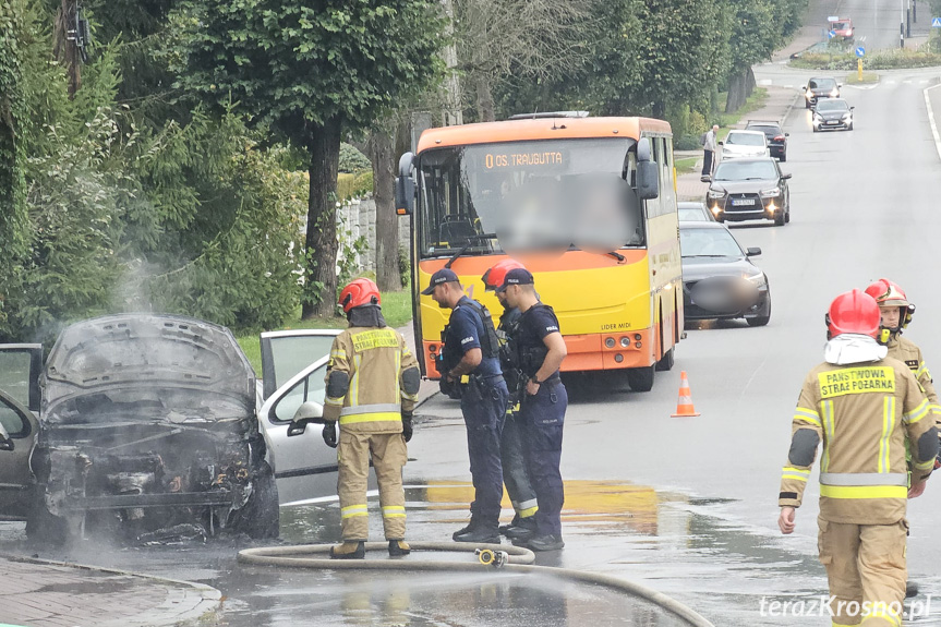 Pożar samochodu w Krośnie