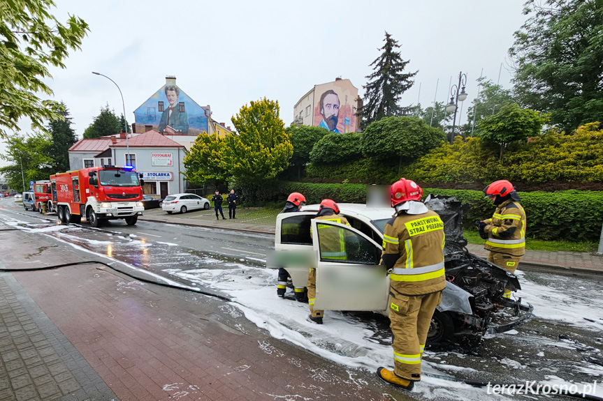 Pożar samochodu w Krośnie