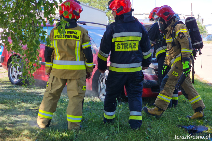 Pożar samochodu w Krośnie