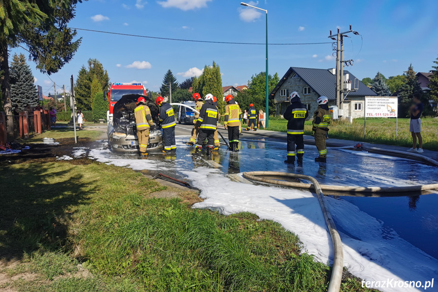 Pożar samochodu w Krośnie