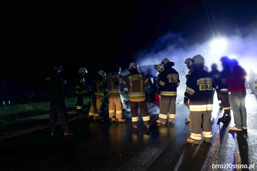 Pożar samochodu w Lubatówce