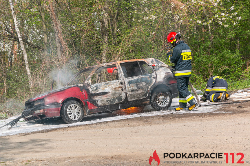 Pożar samochodu w Równem