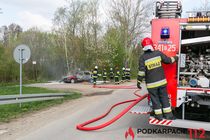 Pożar samochodu w Równem