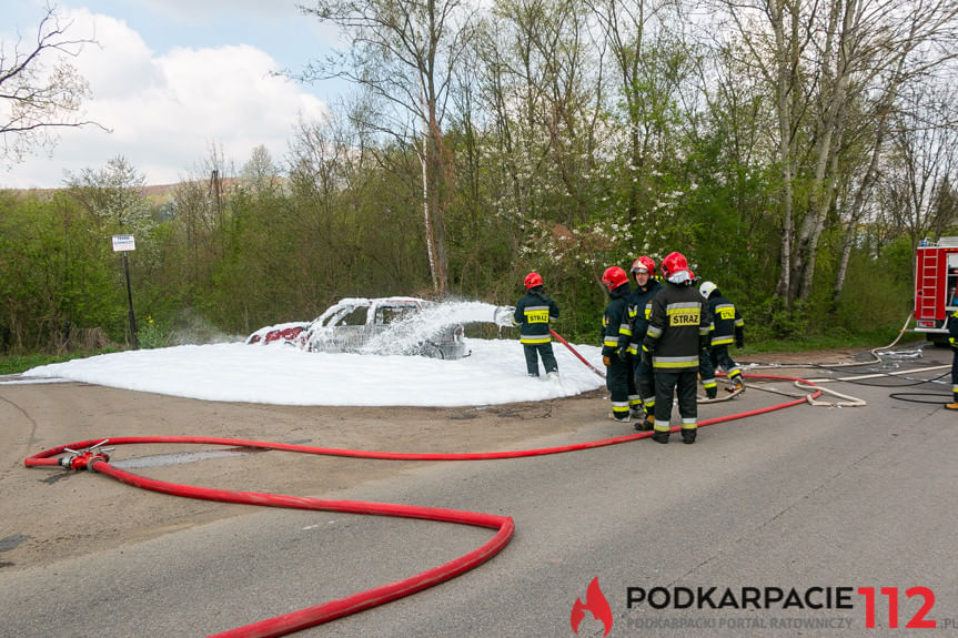 Pożar samochodu w Równem