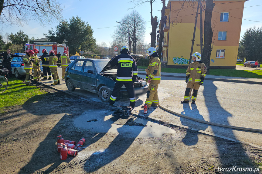 Pożar skody w Jedliczu