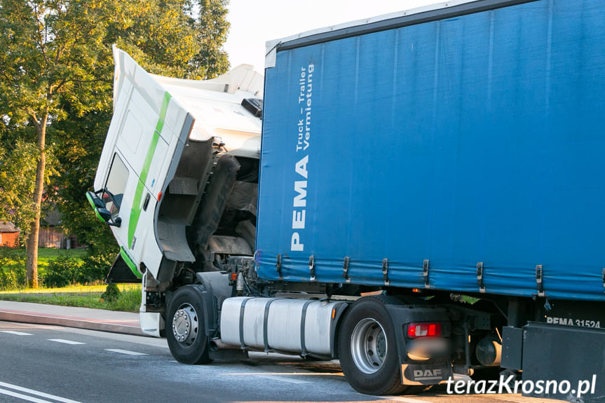 Pożar tira w Trzcianie