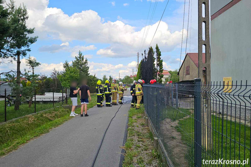 Pożar tui w Zręcinie