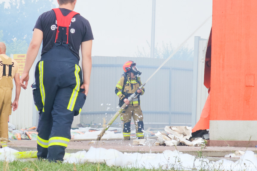 Pożar w Merkury Market - po opanowaniu pożaru