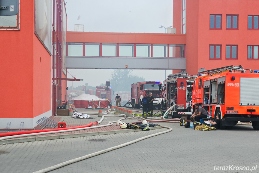 Pożar w Merkury Market - po opanowaniu pożaru