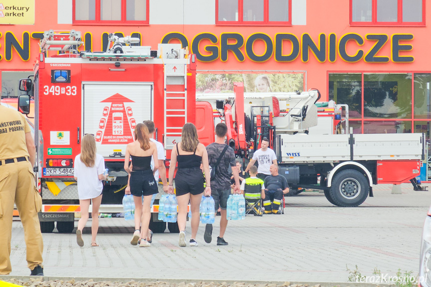 Pożar w Merkury Market - po opanowaniu pożaru