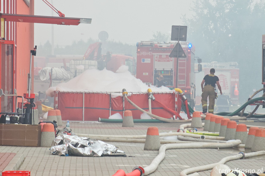 Pożar w Merkury Market - po opanowaniu pożaru