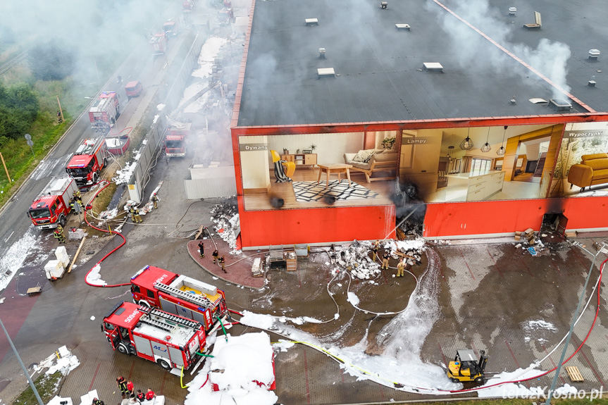 Pożar w Merkury Market - po opanowaniu pożaru