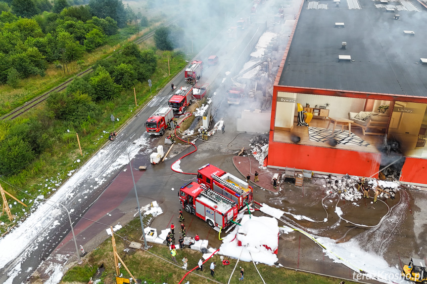 Pożar w Merkury Market - po opanowaniu pożaru