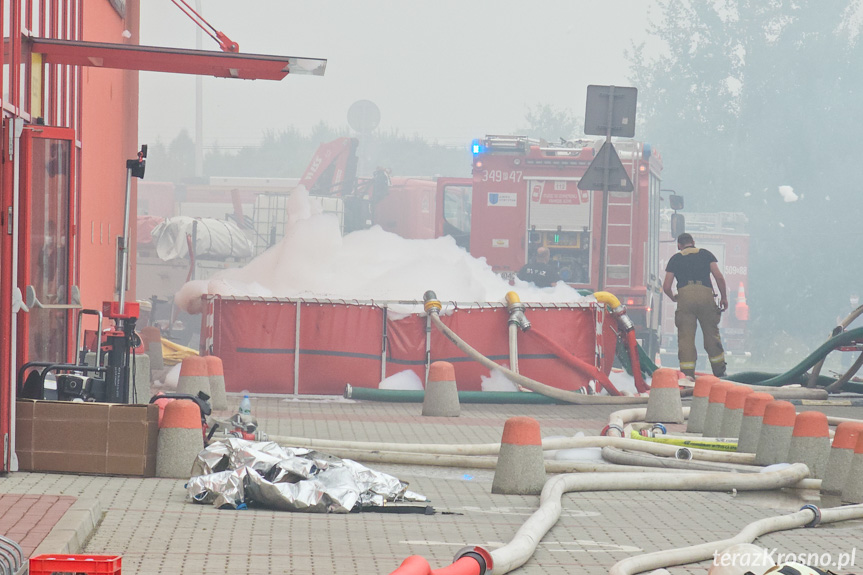 Pożar w Merkury Market - po opanowaniu pożaru