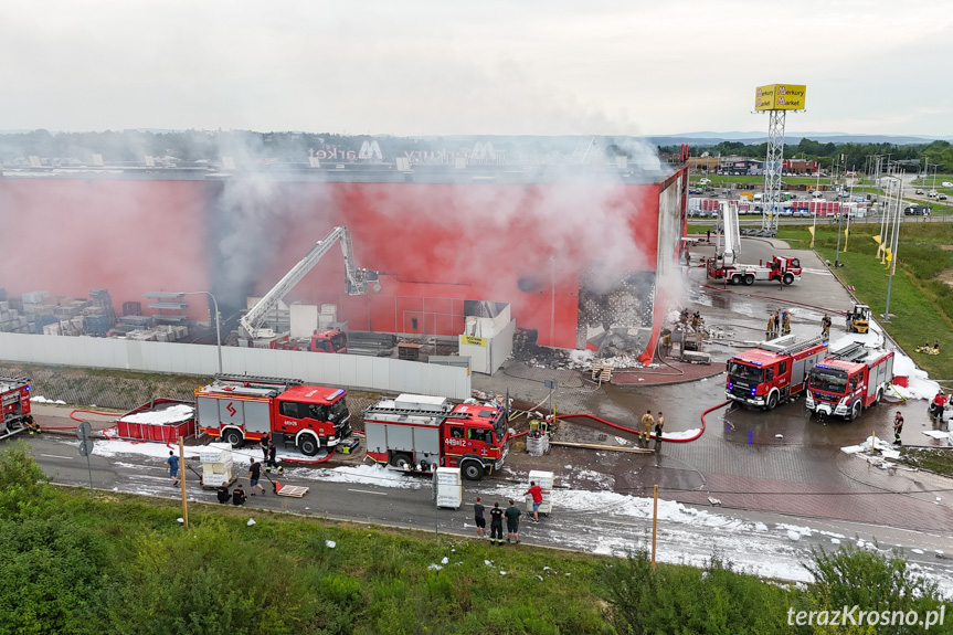 Pożar w Merkury Market - po opanowaniu pożaru